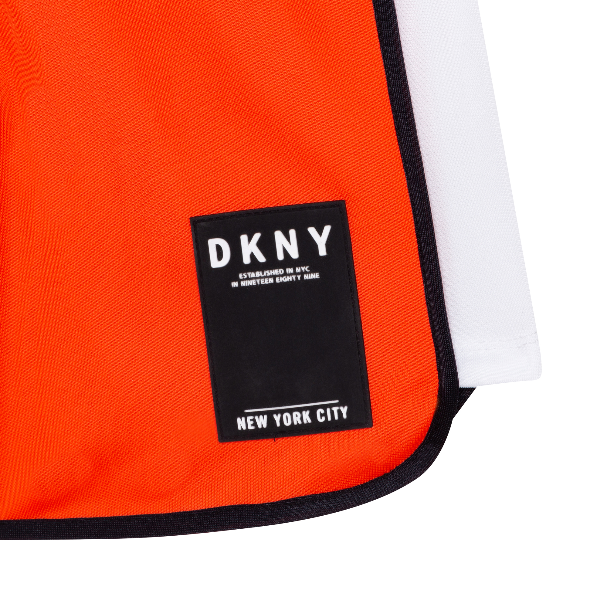 Pantalón corto con ribetes DKNY para NIÑO