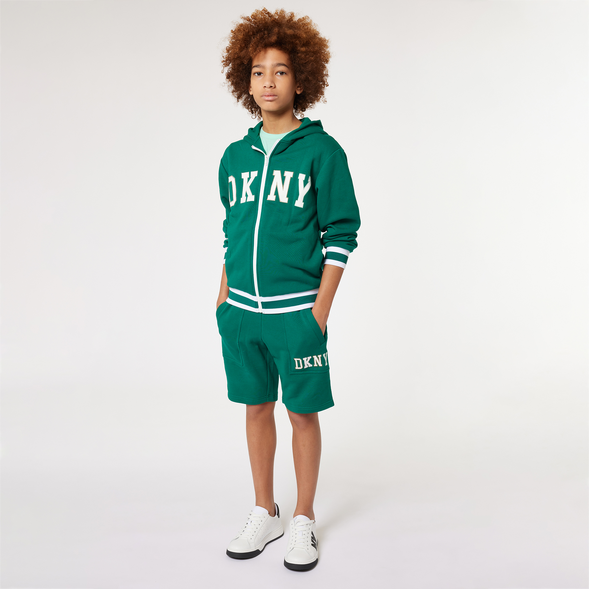 Fleece-Shorts aus Baumwolle DKNY Für JUNGE