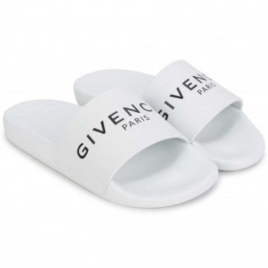 Claquettes signées en relief GIVENCHY pour GARCON