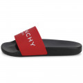 Claquettes signées en relief GIVENCHY pour GARCON