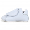 Pantufas em pele com velcro KENZO KIDS para UNISEXO