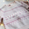 Pull en tricot CARREMENT BEAU pour FILLE