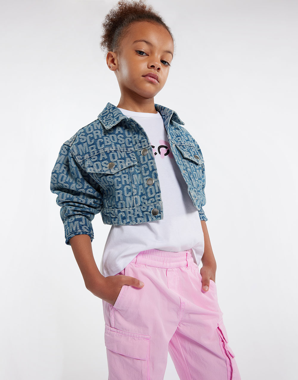 ropa infantil de la marca de lujo Marc Jacobs, chaqueta vaquera