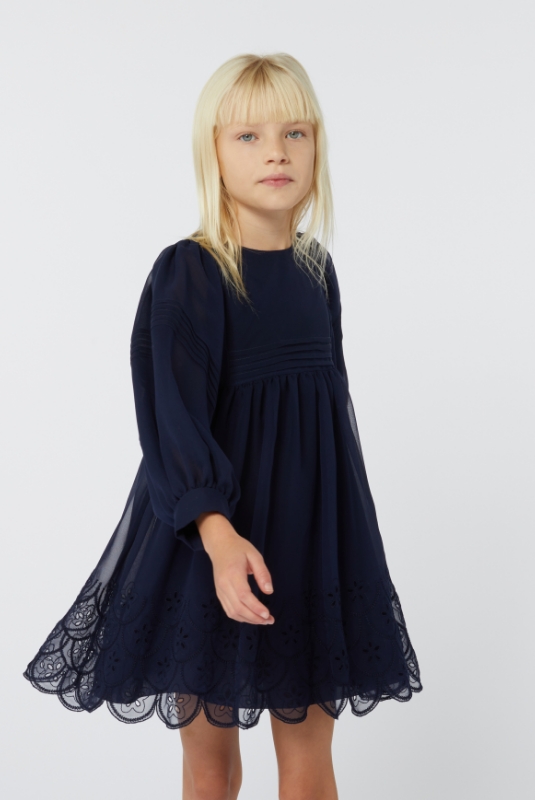 robe en dentelle de cérémonie pour enfants de la marque luxe Chloé