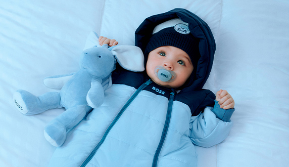 Accessoires et vêtements d'hiver chauds de marque pour bébé sur Kids around