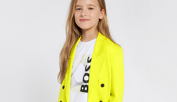 Gelber Anzug für Kinder Mädchen von der Marke Hugo Boss