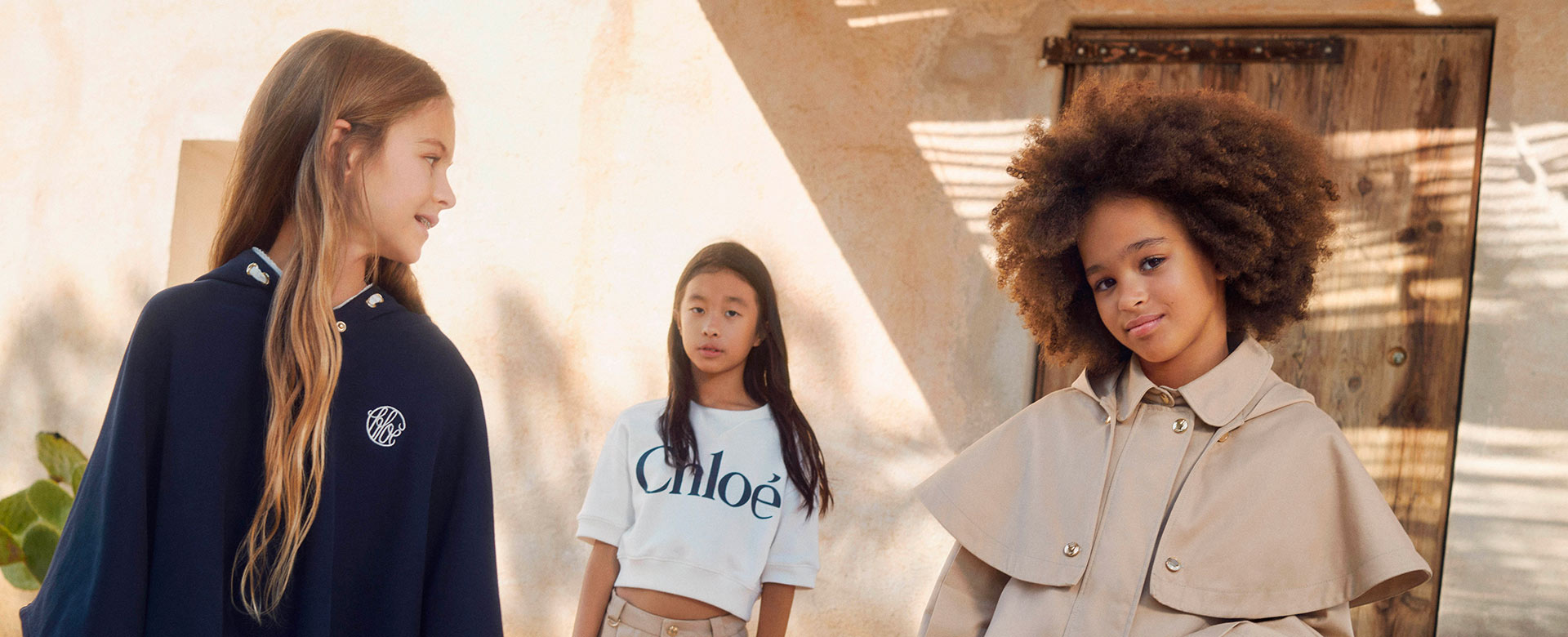 Les vêtements pour enfants de la marque de luxe Chloé sur Kids around