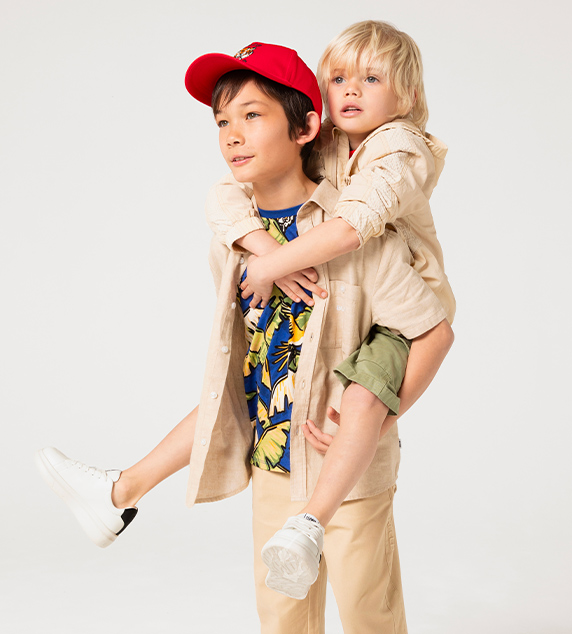 Les vêtements pour enfants de la Tendance Safari Chic sur Kids around