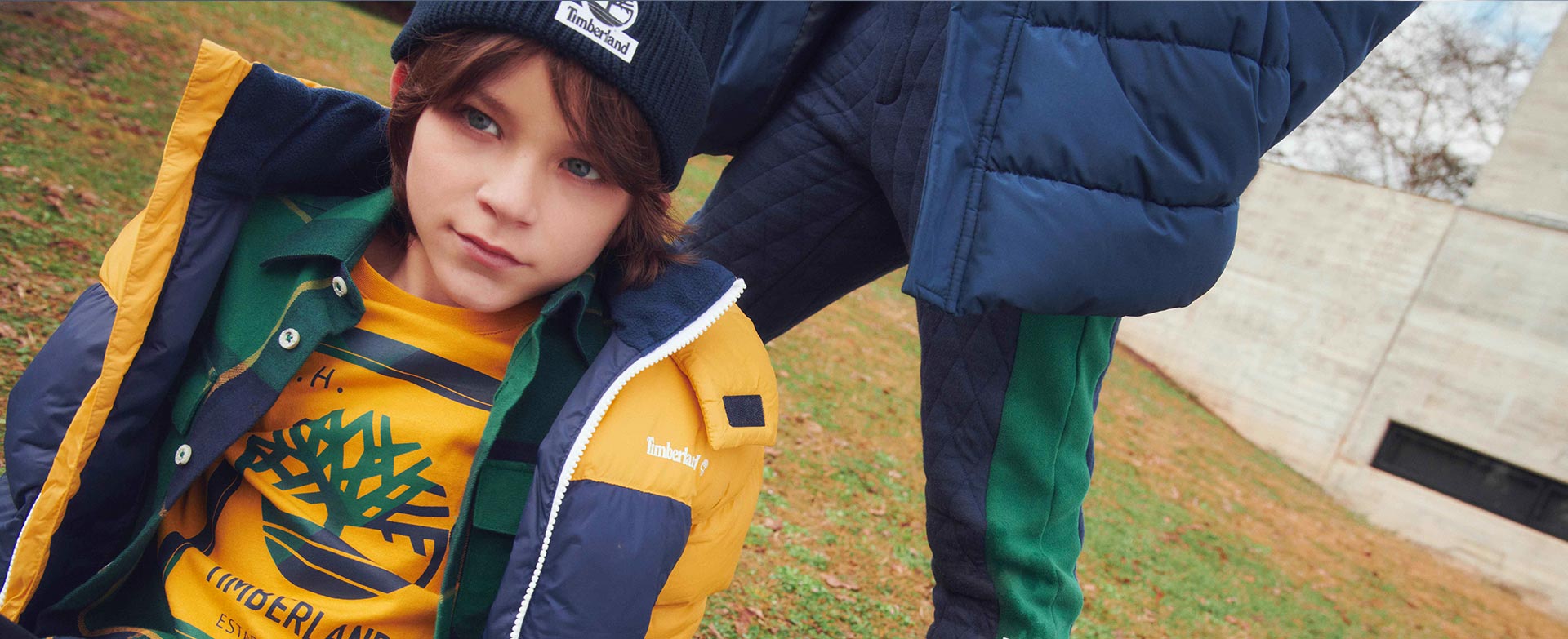 giacca e berretto timberland per ragazzi
